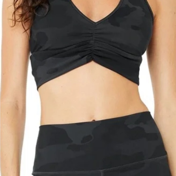 ALO Yoga Wild Thing Camo Sports Bra - Picture 6 of 6